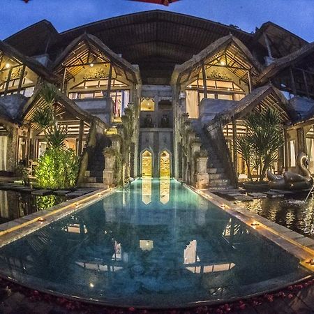 Avalon Ubud Castle & Spa Kültér fotó