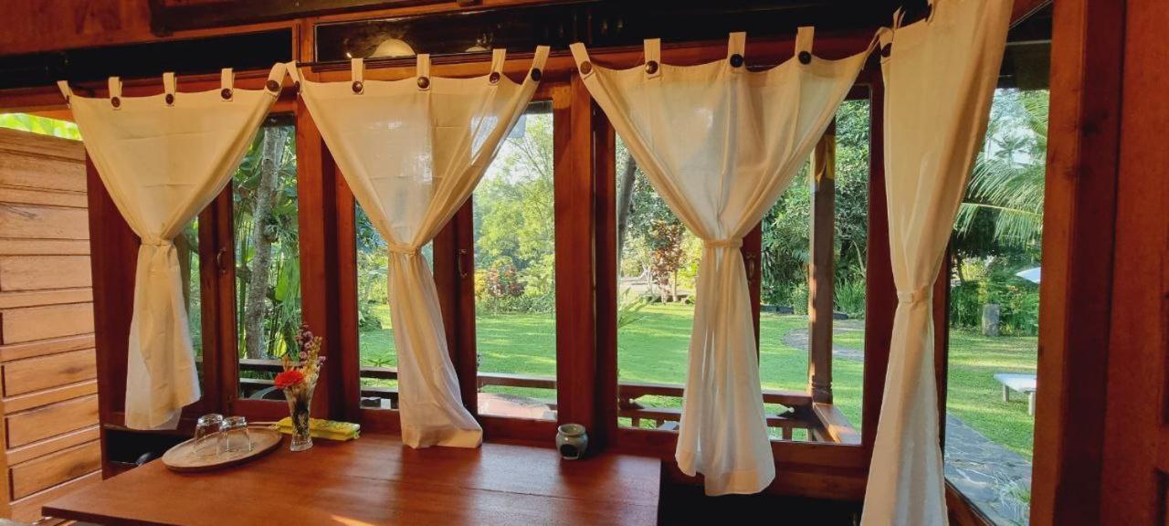 Avalon Ubud Castle & Spa Kültér fotó